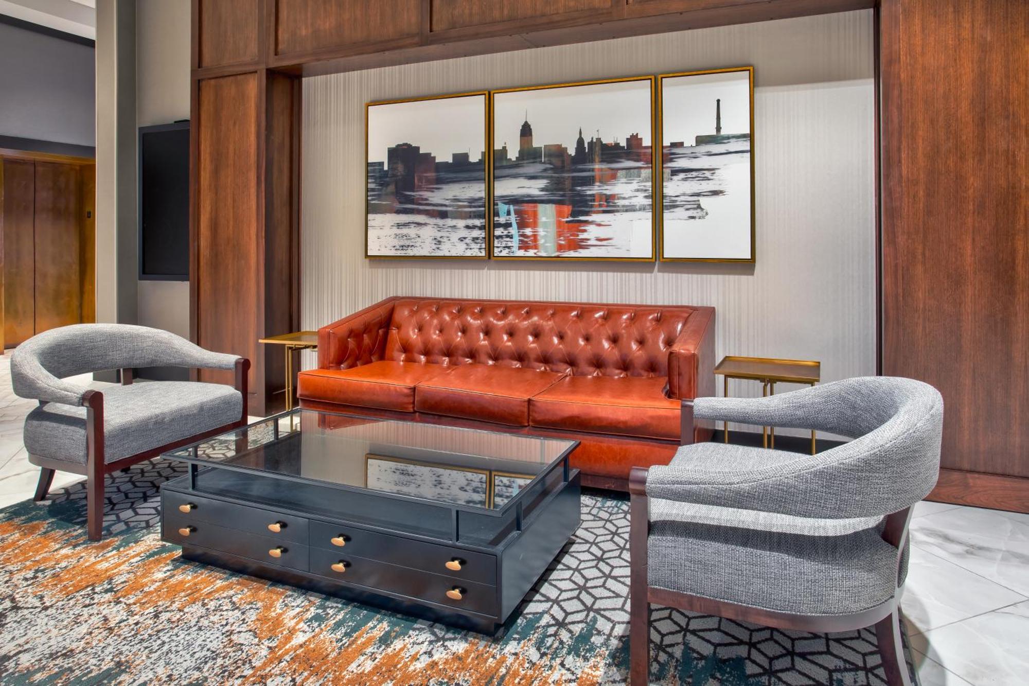 Doubletree By Hilton Lansing Hotell Eksteriør bilde