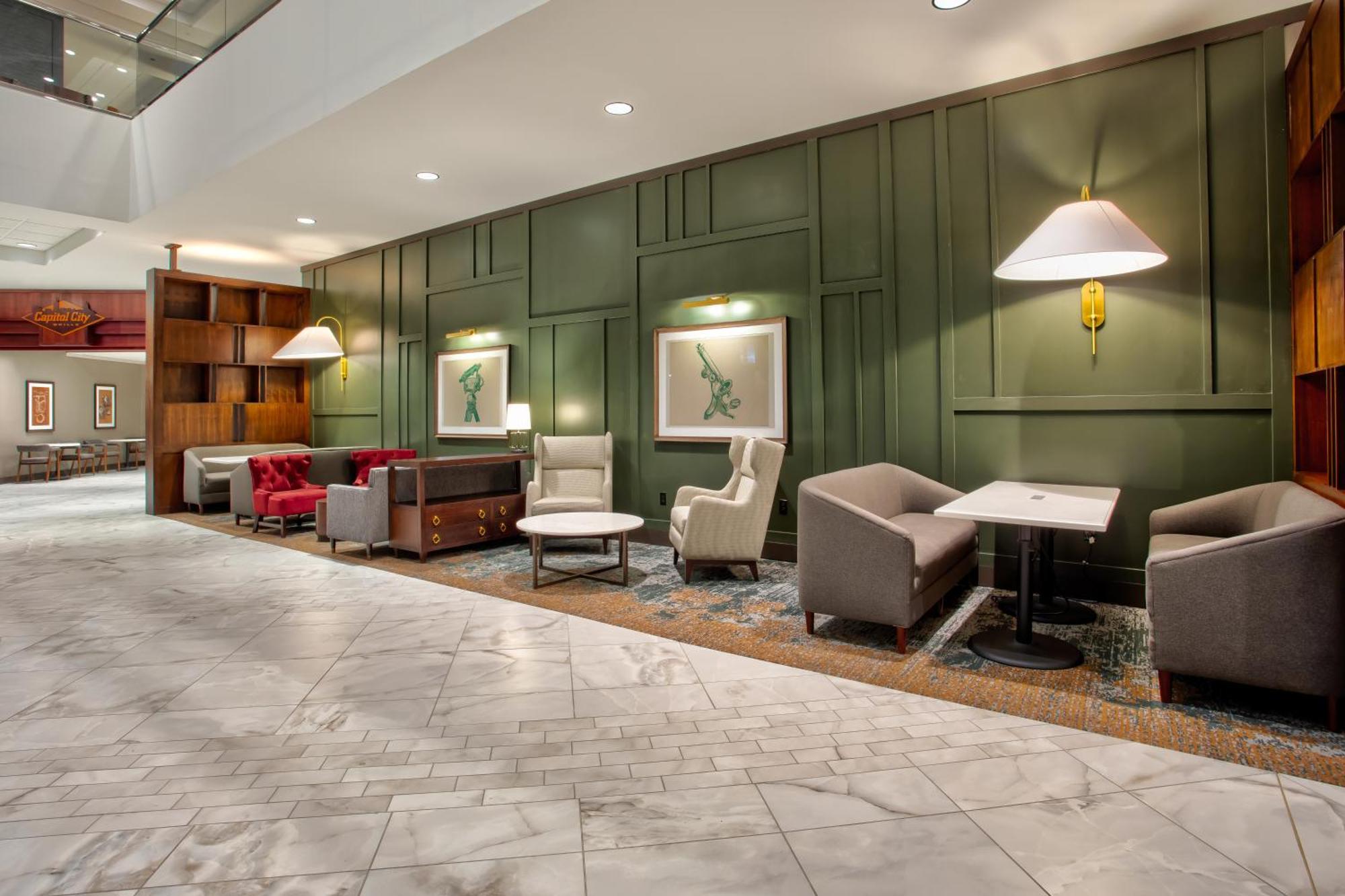 Doubletree By Hilton Lansing Hotell Eksteriør bilde