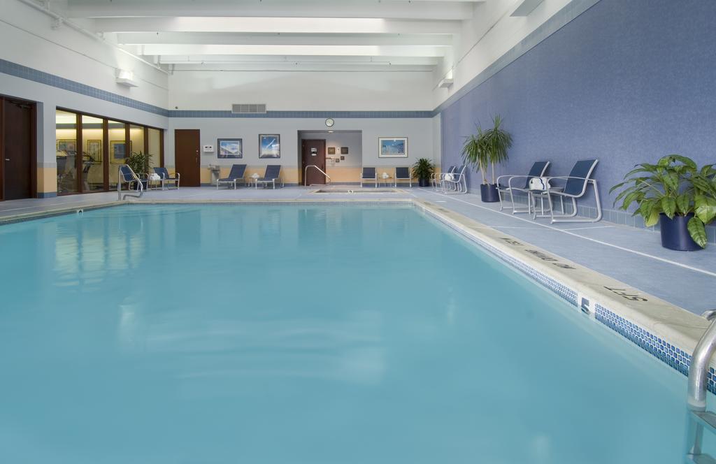 Doubletree By Hilton Lansing Hotell Fasiliteter bilde